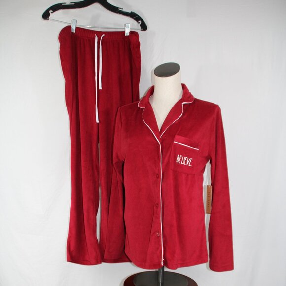 Rae Dunn Women’s Red “BELIEVE” Fleece PJ Set With Drawstring Sweatpants Sz M NWT - Picture 1 of 8